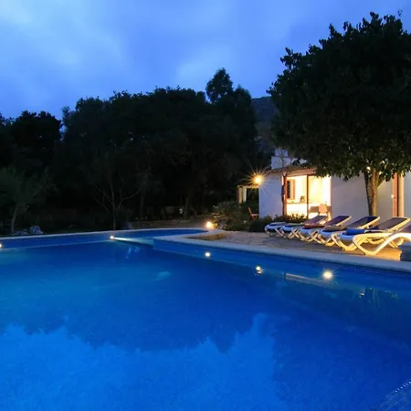 Julia Villa Pollenca